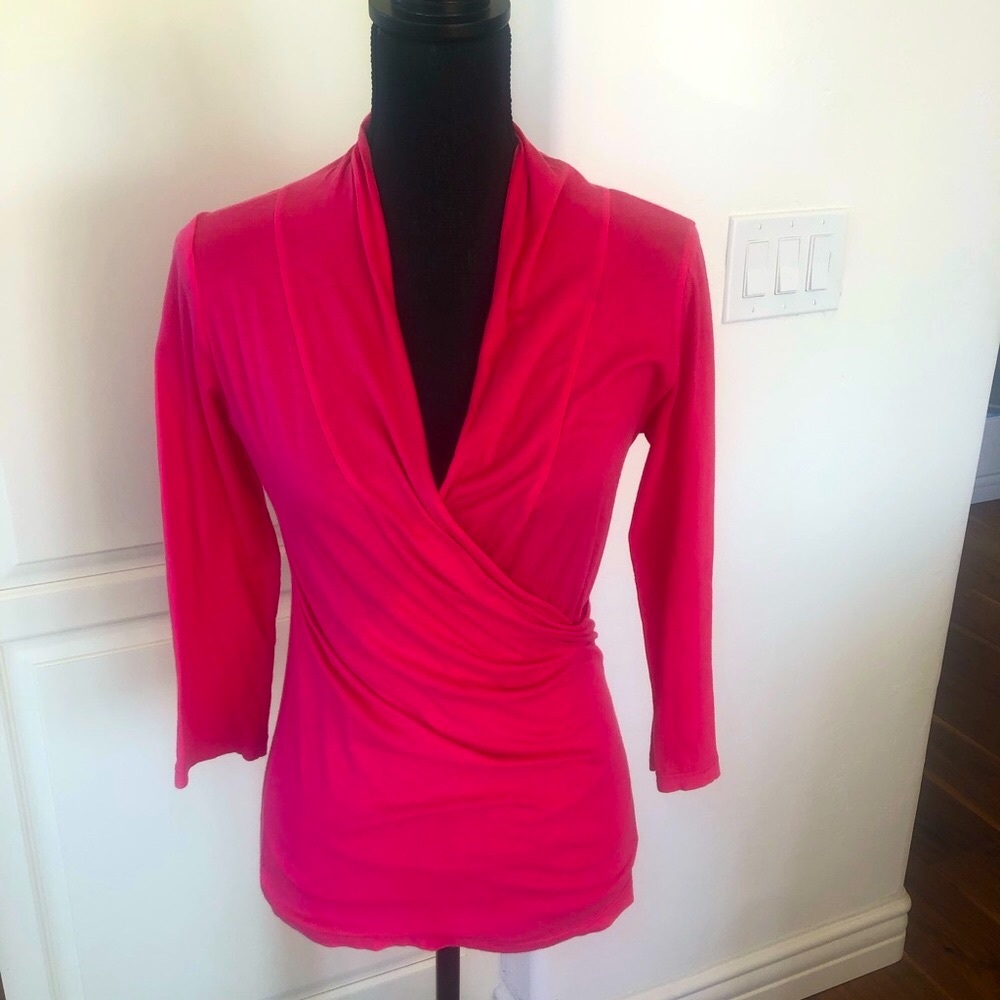 VELVET 3/4 LENGTH SLEEVE TOP SZ-M BEAUTIFUL BRIGHT PINK EUC 💗💗💗
